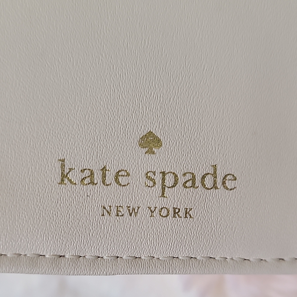 EUC Kate Spade Coral Wallet - Picture 7 of 11